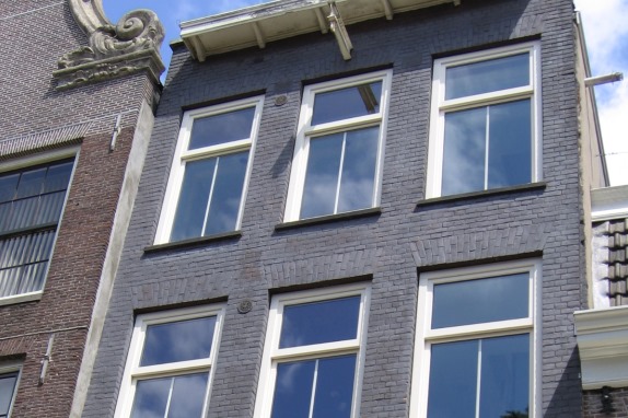 Kozijnen Amsterdam? Kunststof, hout & aluminium - Lage prijzen!